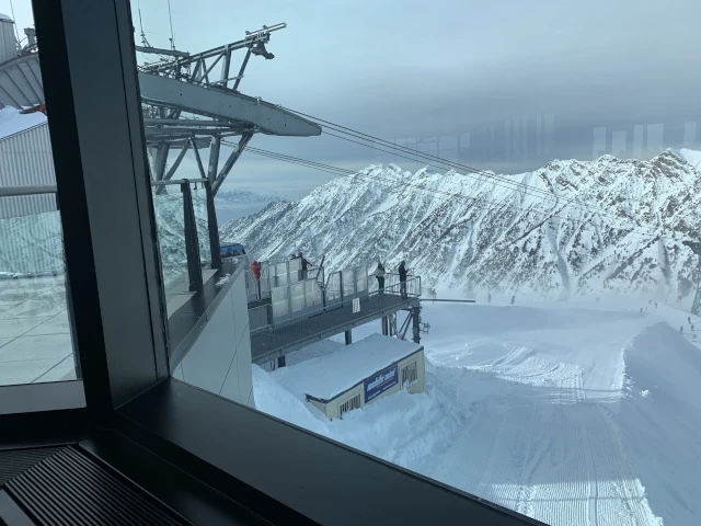 At the top of Snowbird (3353 m)